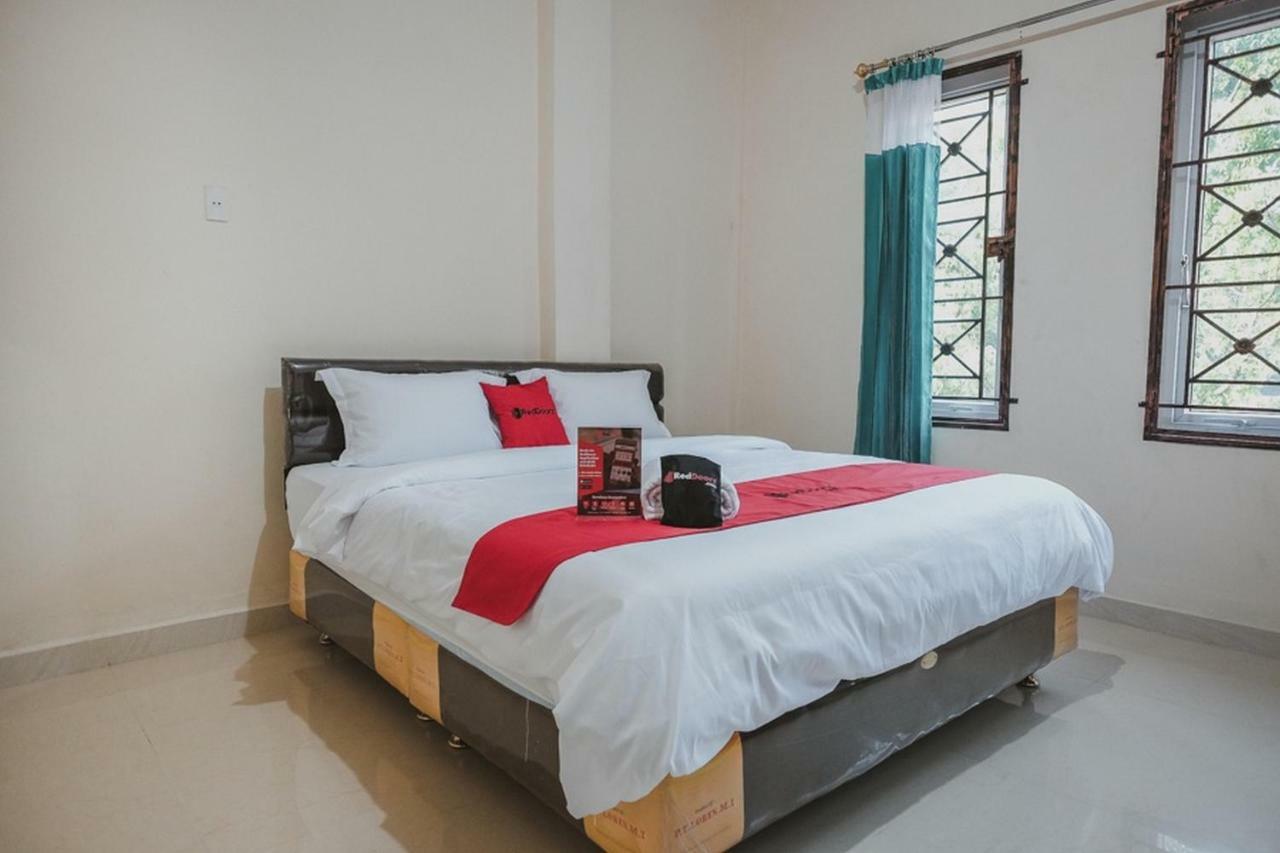 Reddoorz Near Ringroad City Walks Medan Exterior foto